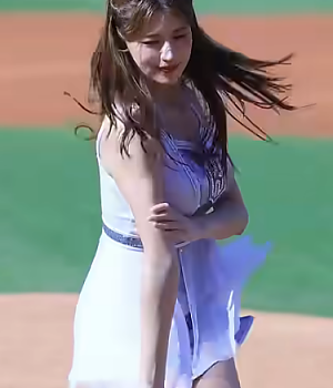 센터의 미친미모 251109 이예빈치어리더 직캠