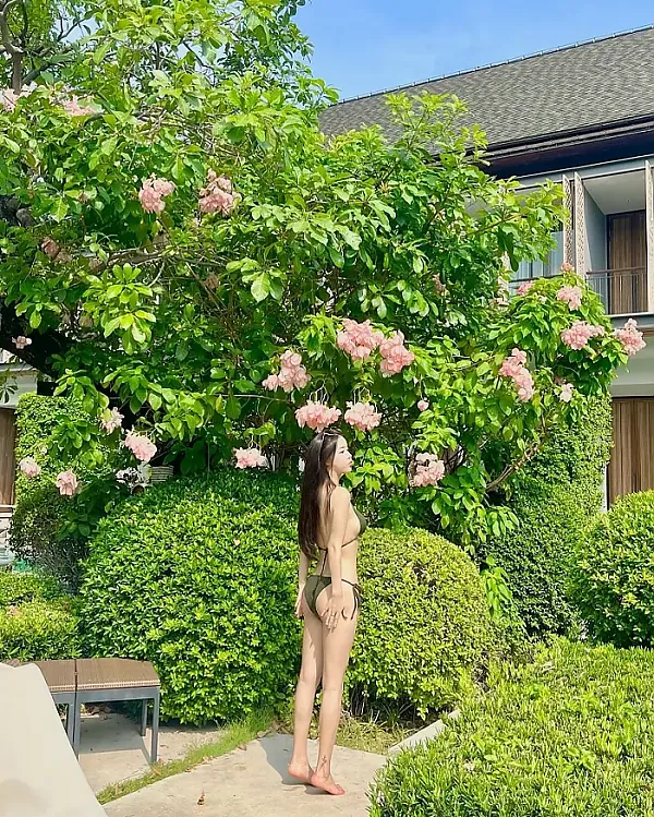 아침,저녁 수영해서 사진 많음