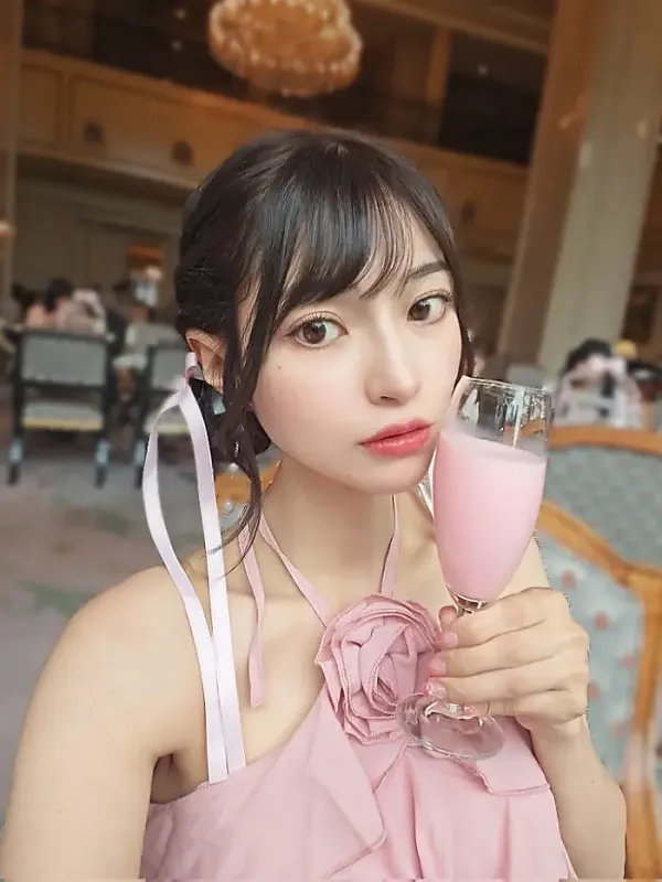 신작레전드인데 몸매가 완벽하고 가슴이 진짜 이쁜 AV배우