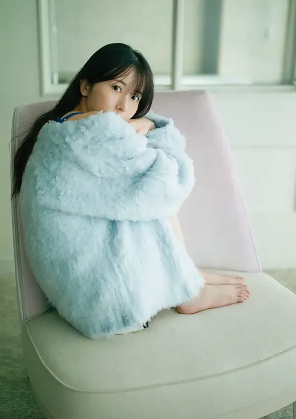 사사키 코토코, 첫 번째 사진집 「새벽의 꿈」 Set.02