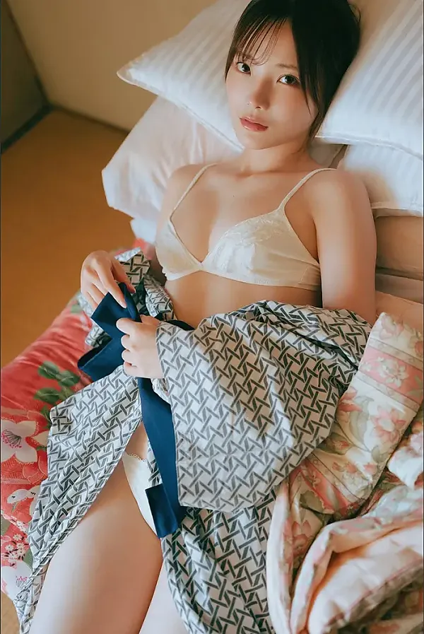 아라야 히메카, 주간 플레이보이+스페셜 No.348 「돌아왔어, 후쿠에섬 Chapter.1」 Set.01