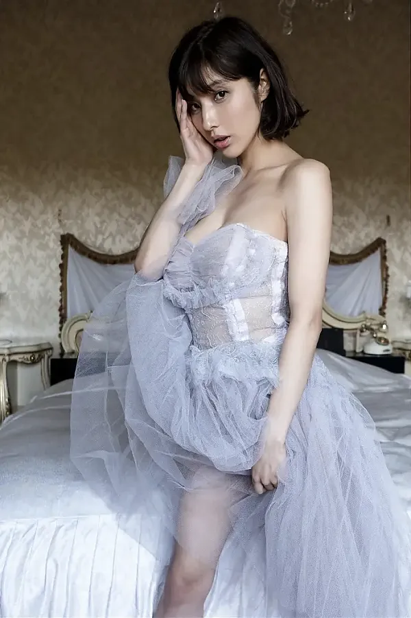 밤비 와타나베 주간 현대 디지털 사진집 『ＢＡＭＢＩ 완전 미발표판』 Set.01