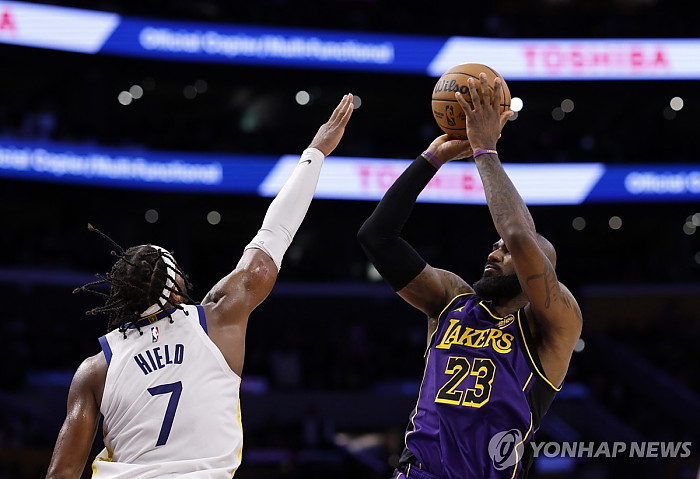 르브론 제임스, 40세에 40점 기록하며 또 다른 신화 작성