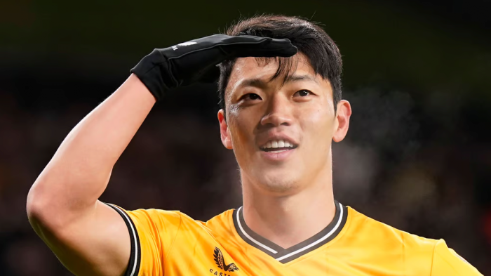 울버햄튼의 스타 황희찬, 전 PL감독의 매일 같은 전화 세례에도 잔류 