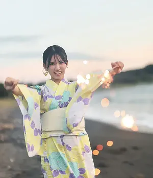 오카모토 아야카 사진집 「처음으로 물들이는 ‘여름’ 전 50컷 선공개」 Set.01